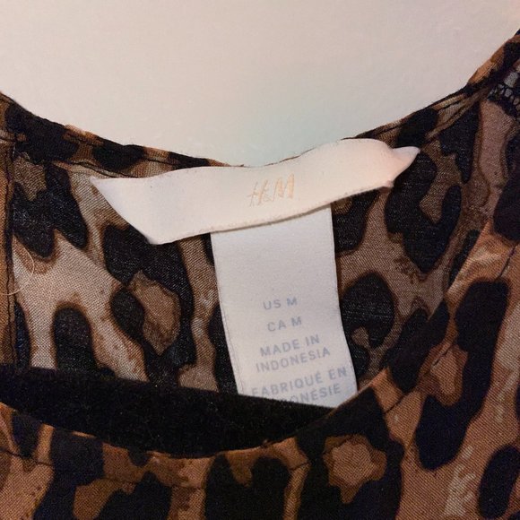 H&M Cheetah Print Blouse - Picture 4 of 4